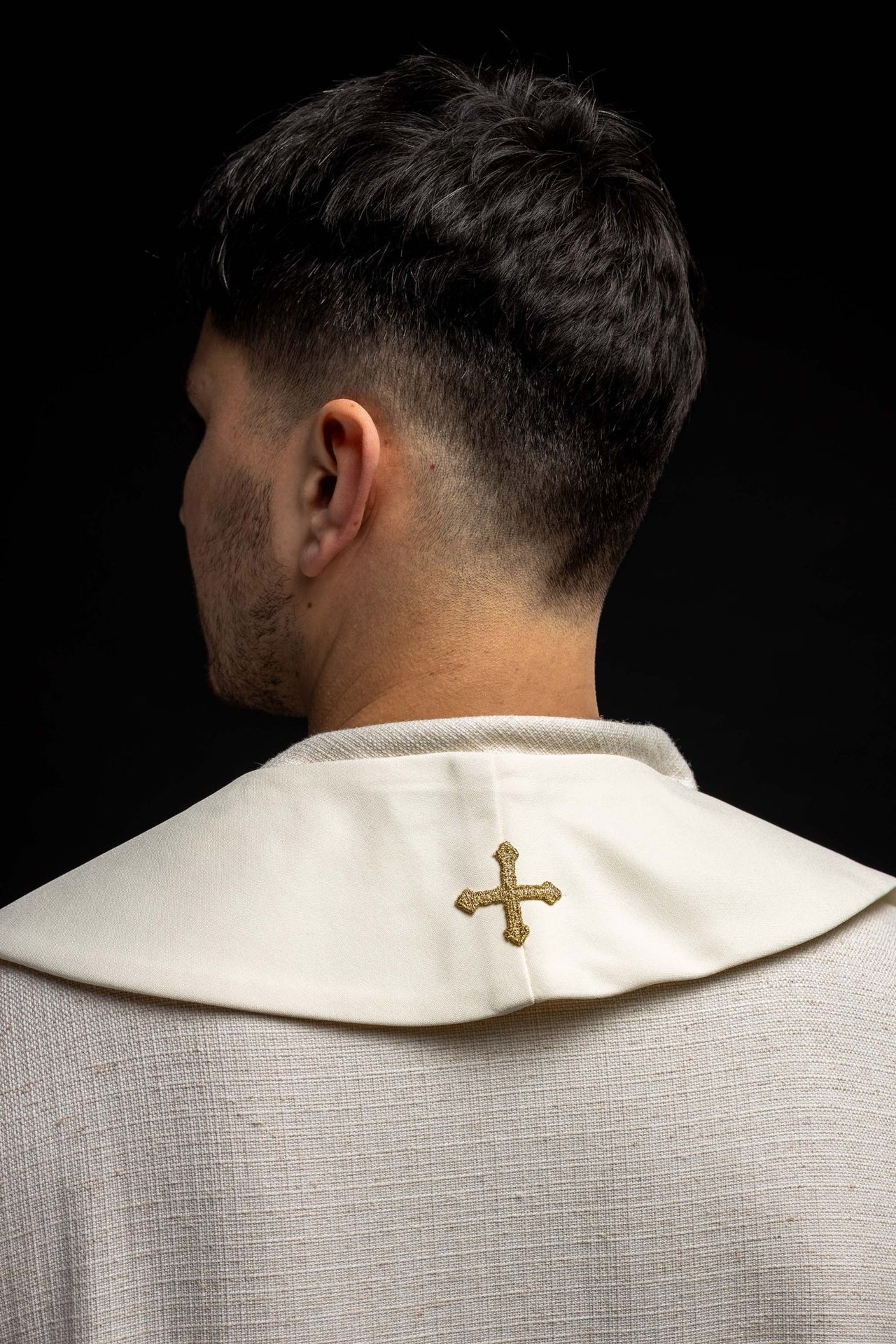 Stuła kapłańska haftowana Alfa i Omega ecru