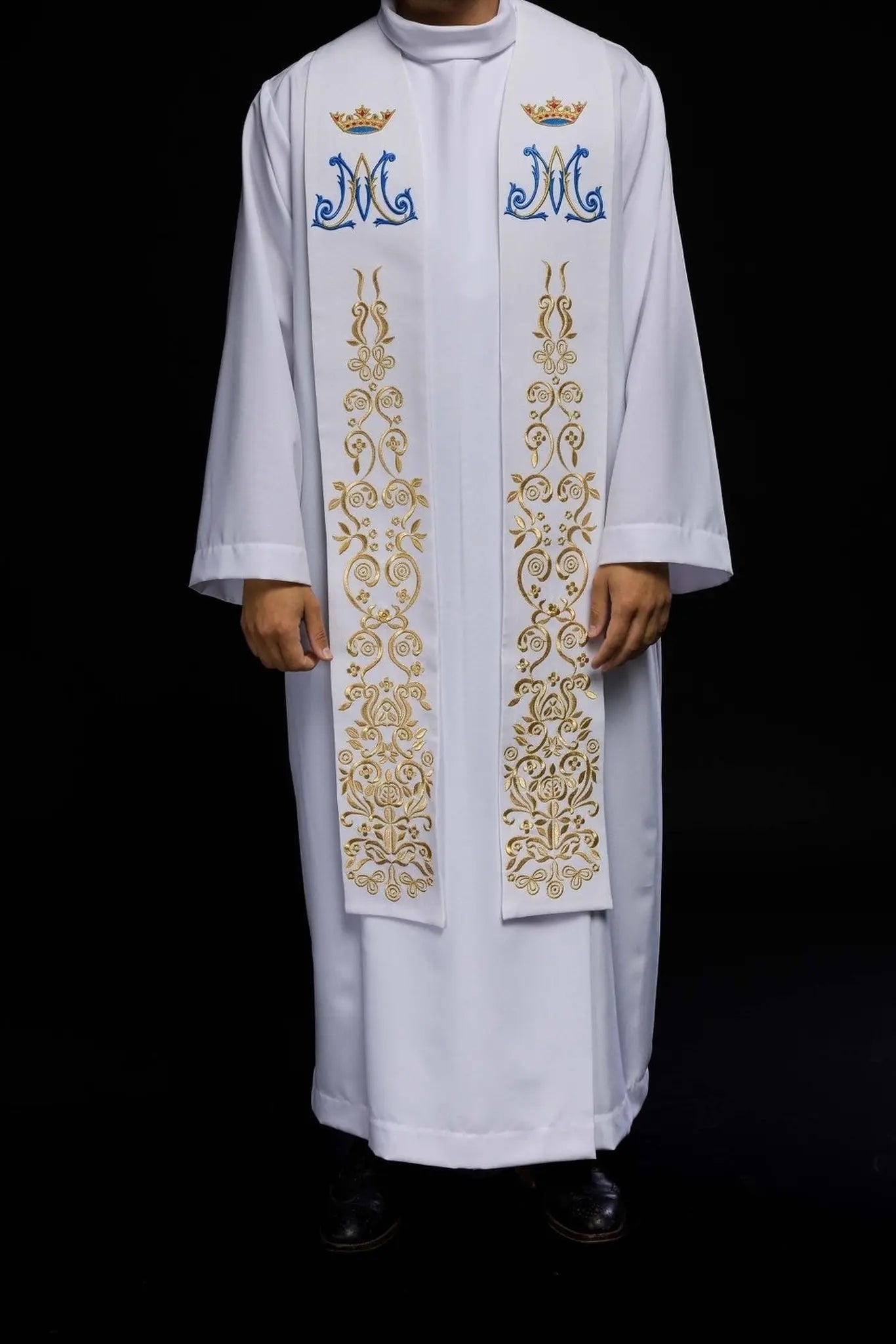 Embroidered white Marian priest's stole