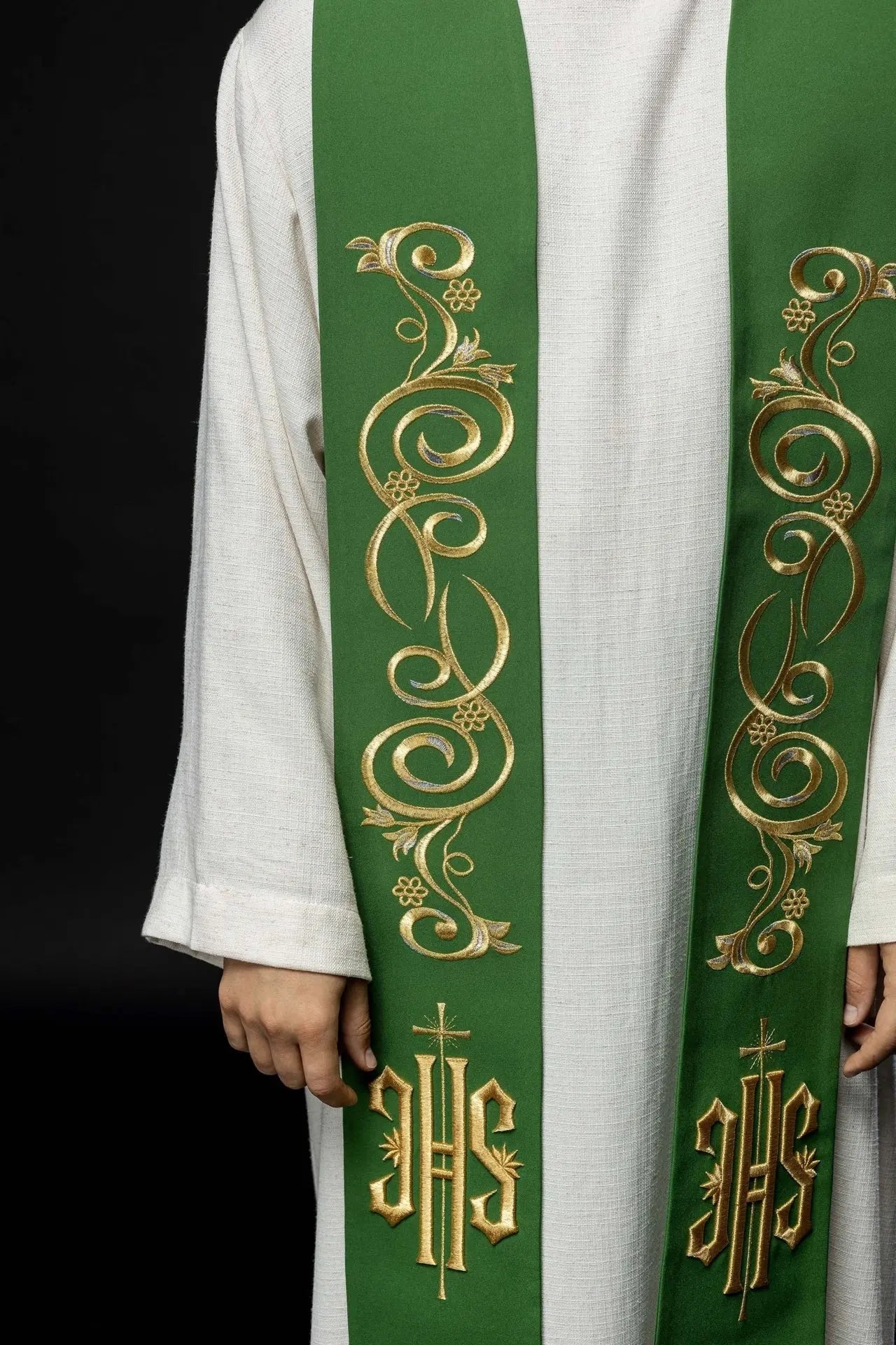 Embroidered priest's stole IHS Green