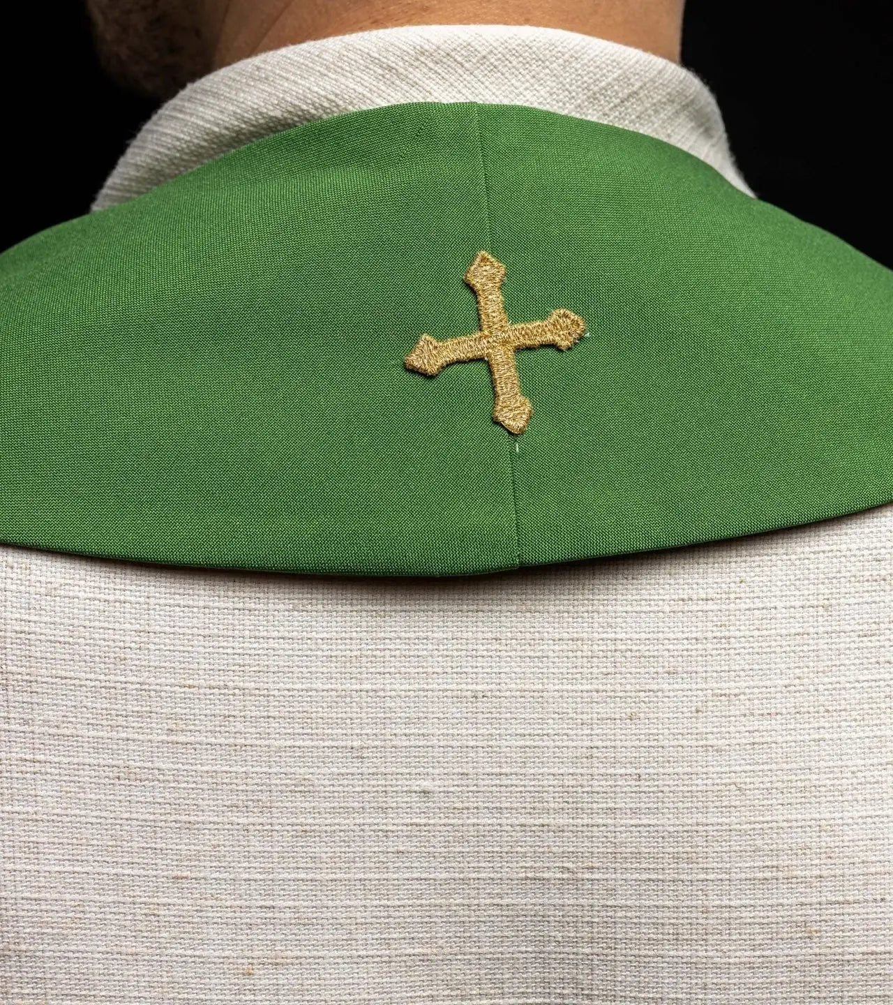Embroidered priest's stole Fish Green
