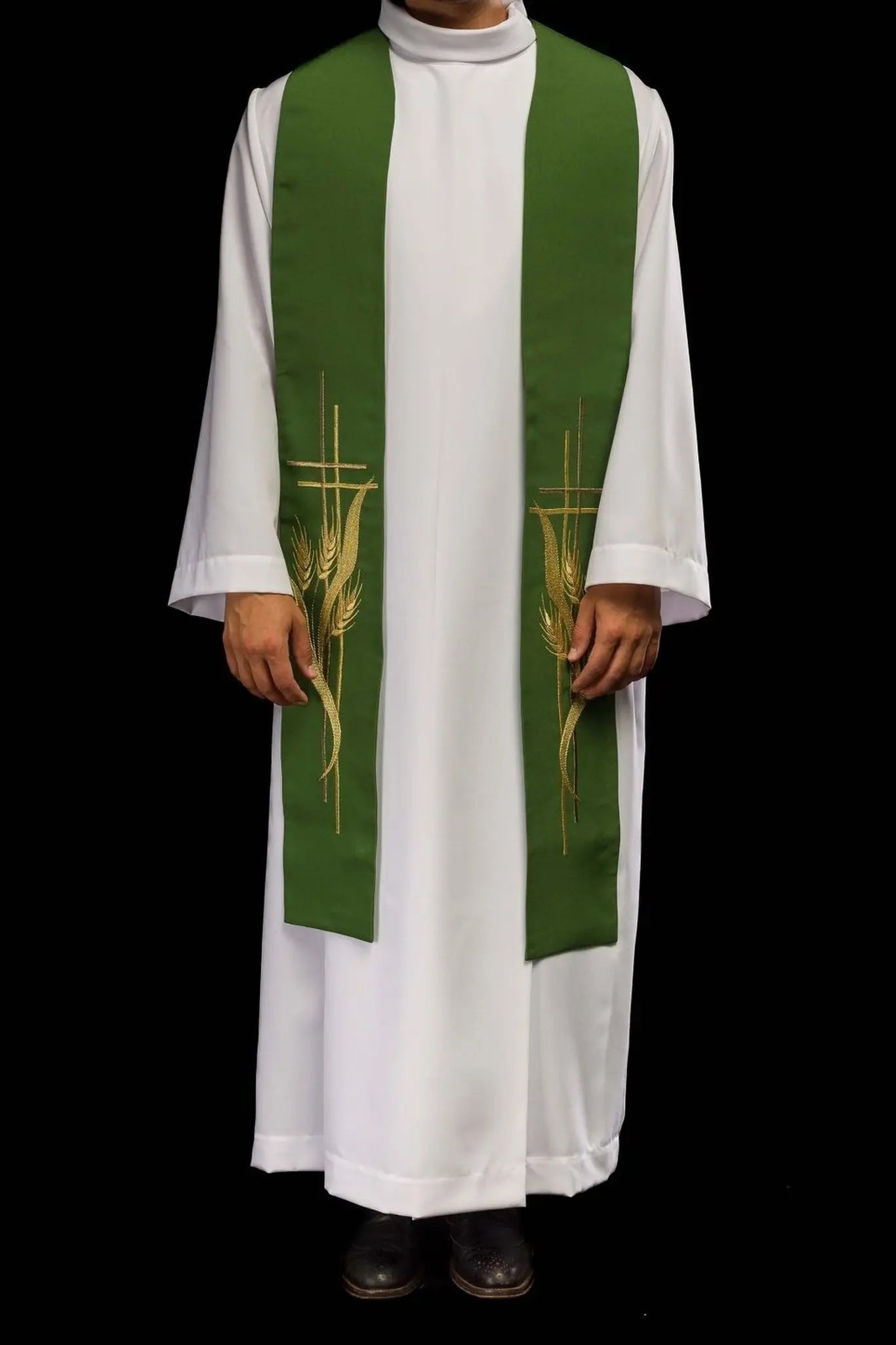 Embroidered green priest's stole
