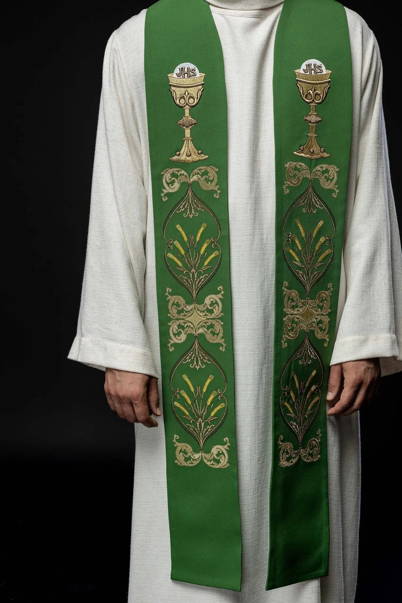 Étola verte de prêtre IHS calice