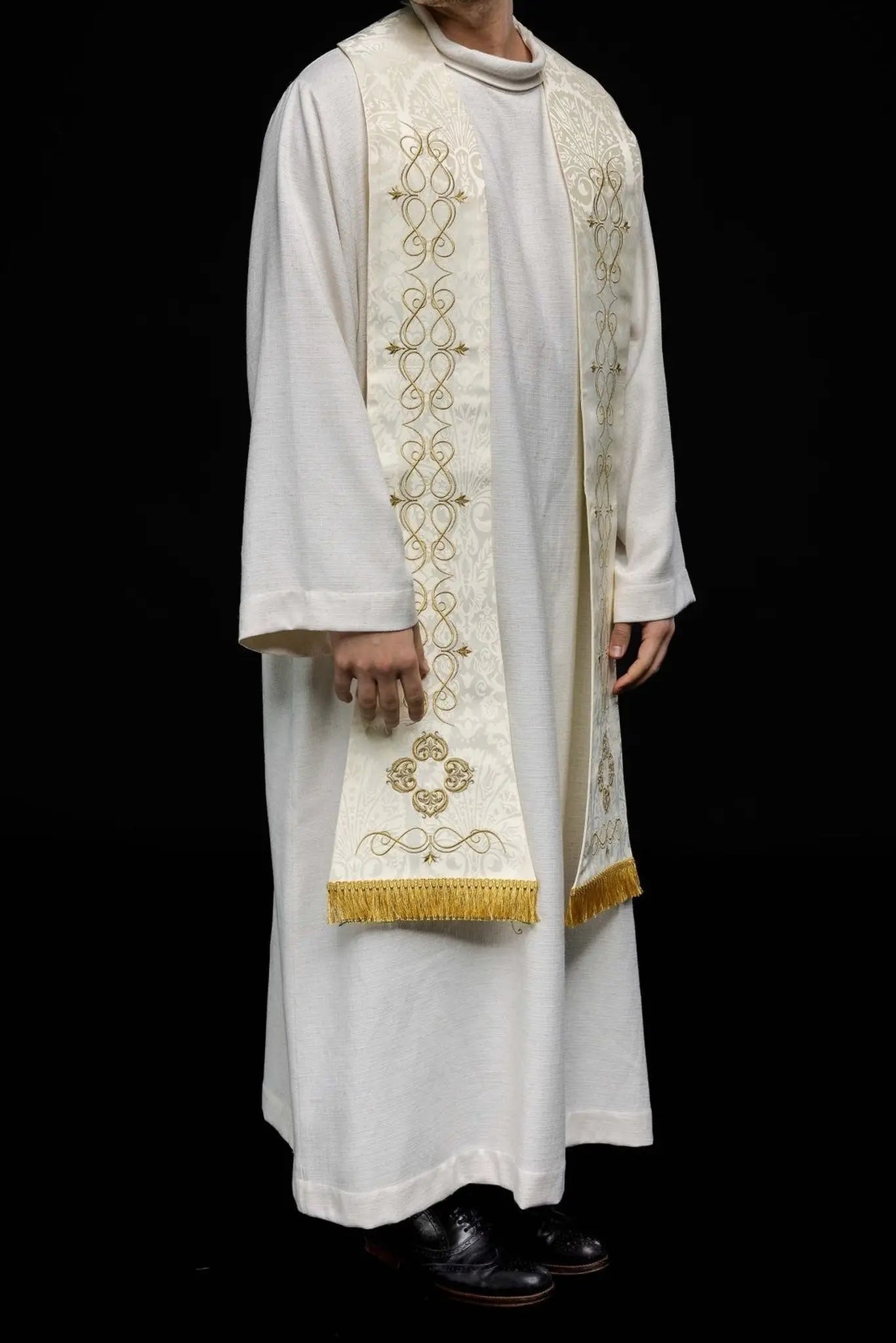 Roman Stole with Embroidery