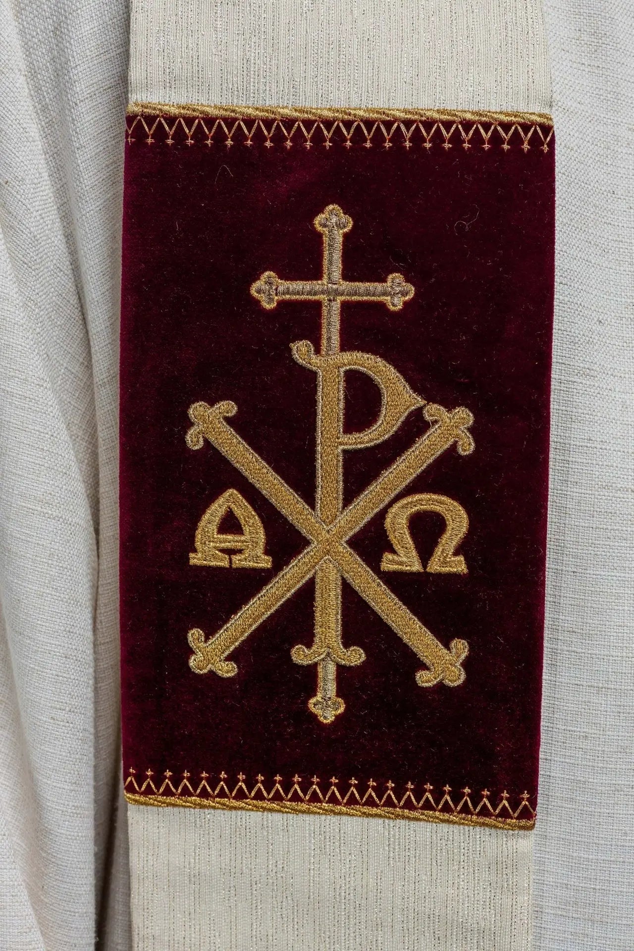 Étole avec calice eucharistique brodé et PAX