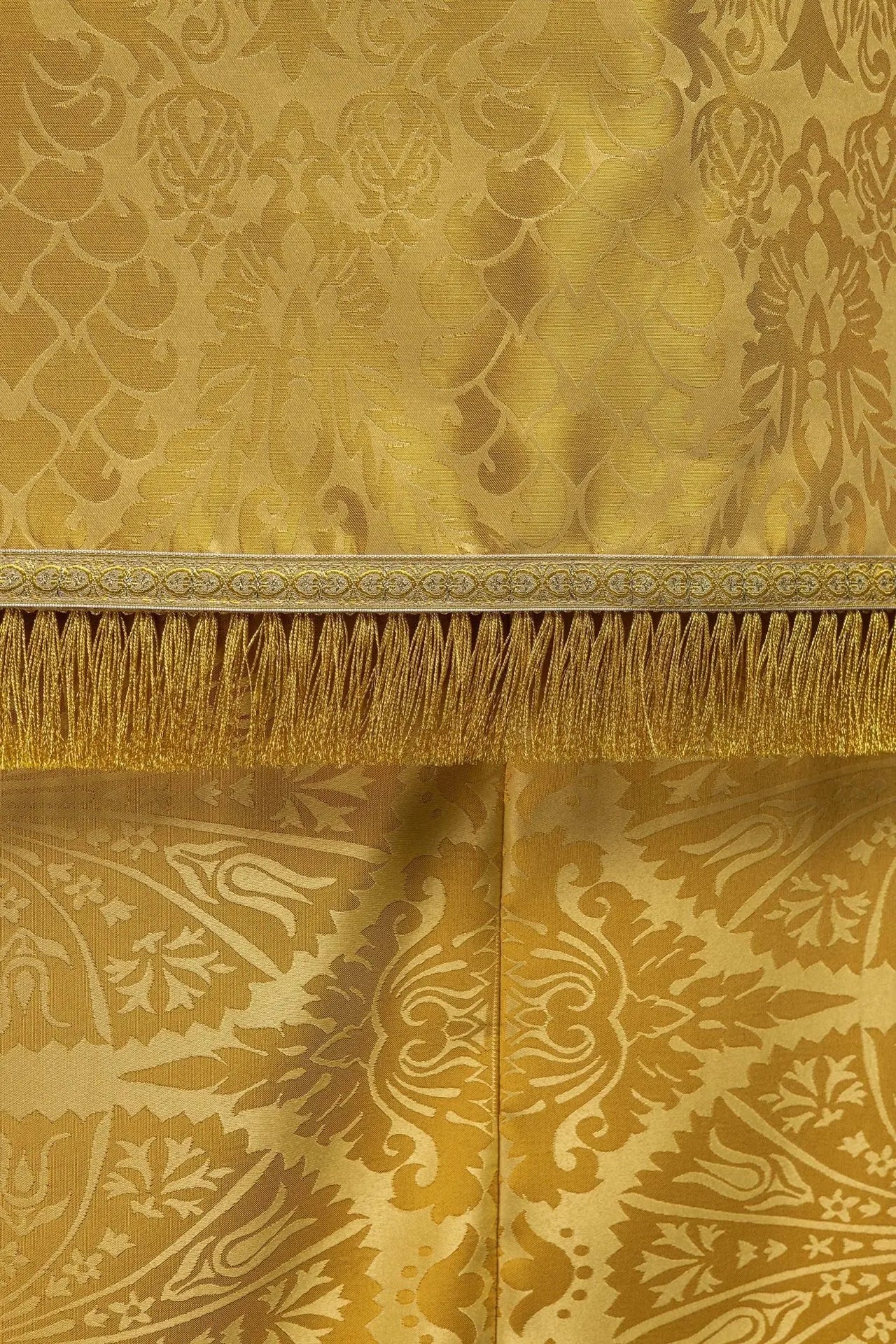 Jacquard Roman style plain bedspread