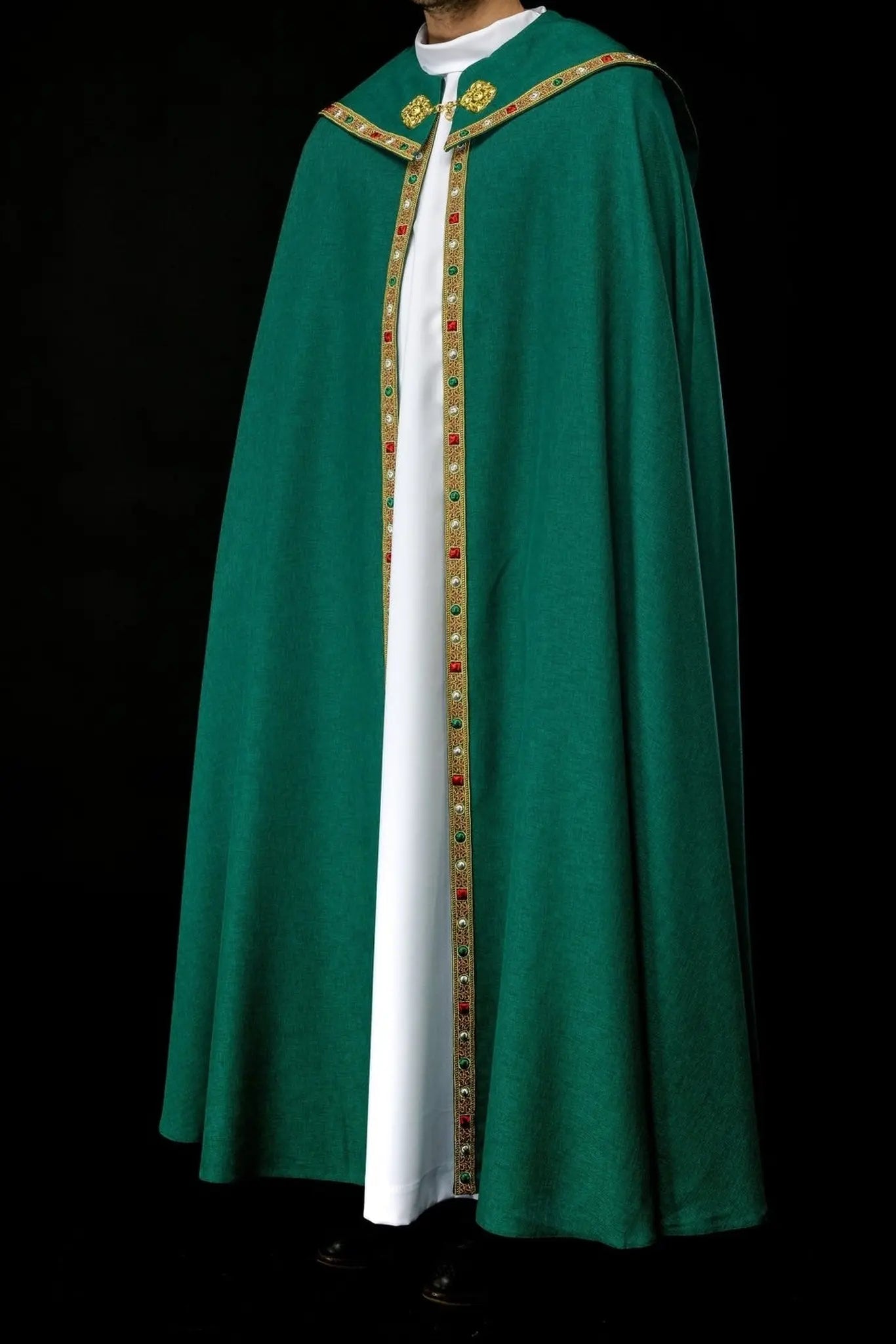 Cape liturgique verte avec IHS doré