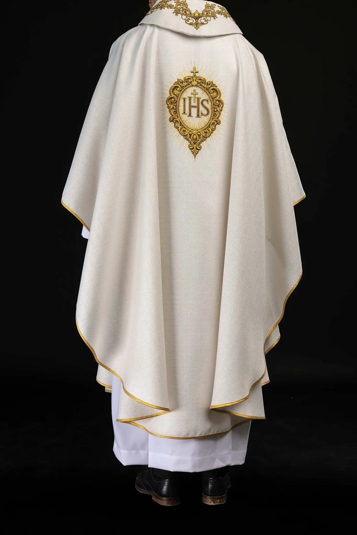 Ecru chasuble with IHS emblem, full back view