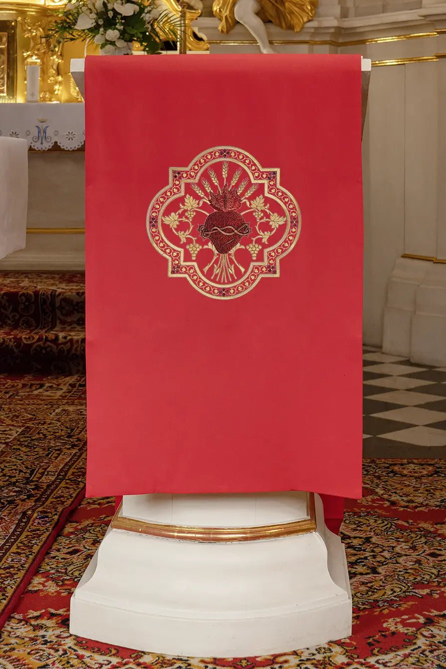 Serviette d'évangéliaire brodée du Sacré-Cœur de Jésus-Christ