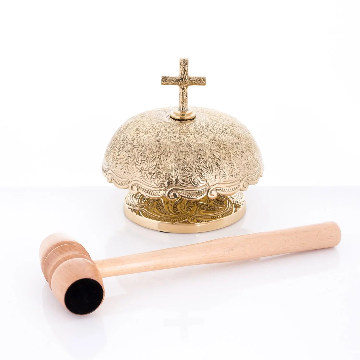 Gong en laiton orné avec maillet en bois