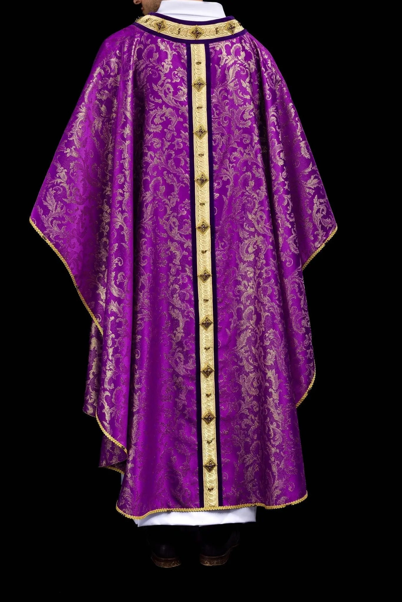 Chasuble avec pierres naturelles Fait main 7003