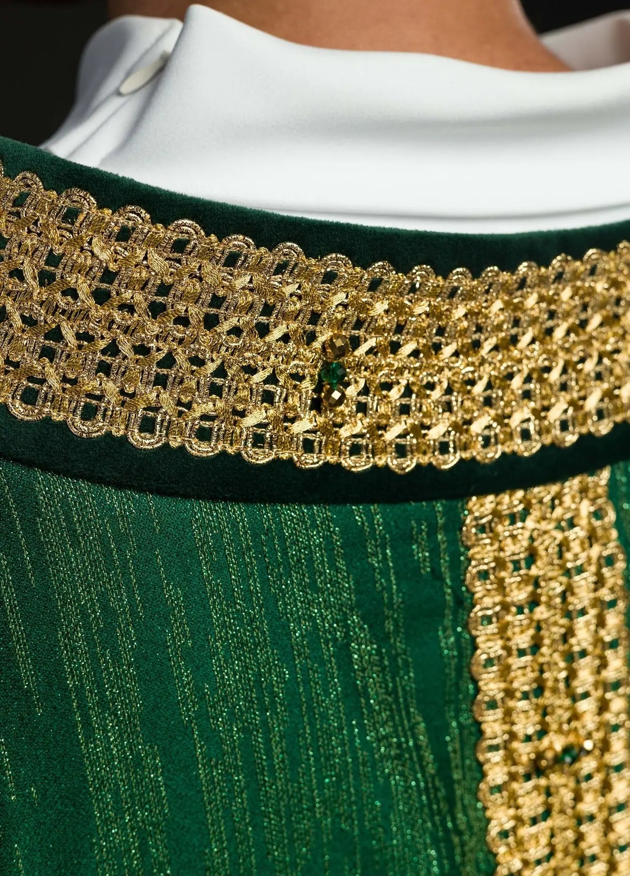 Chasuble faite main avec pierres naturelles faite main 7015 verte