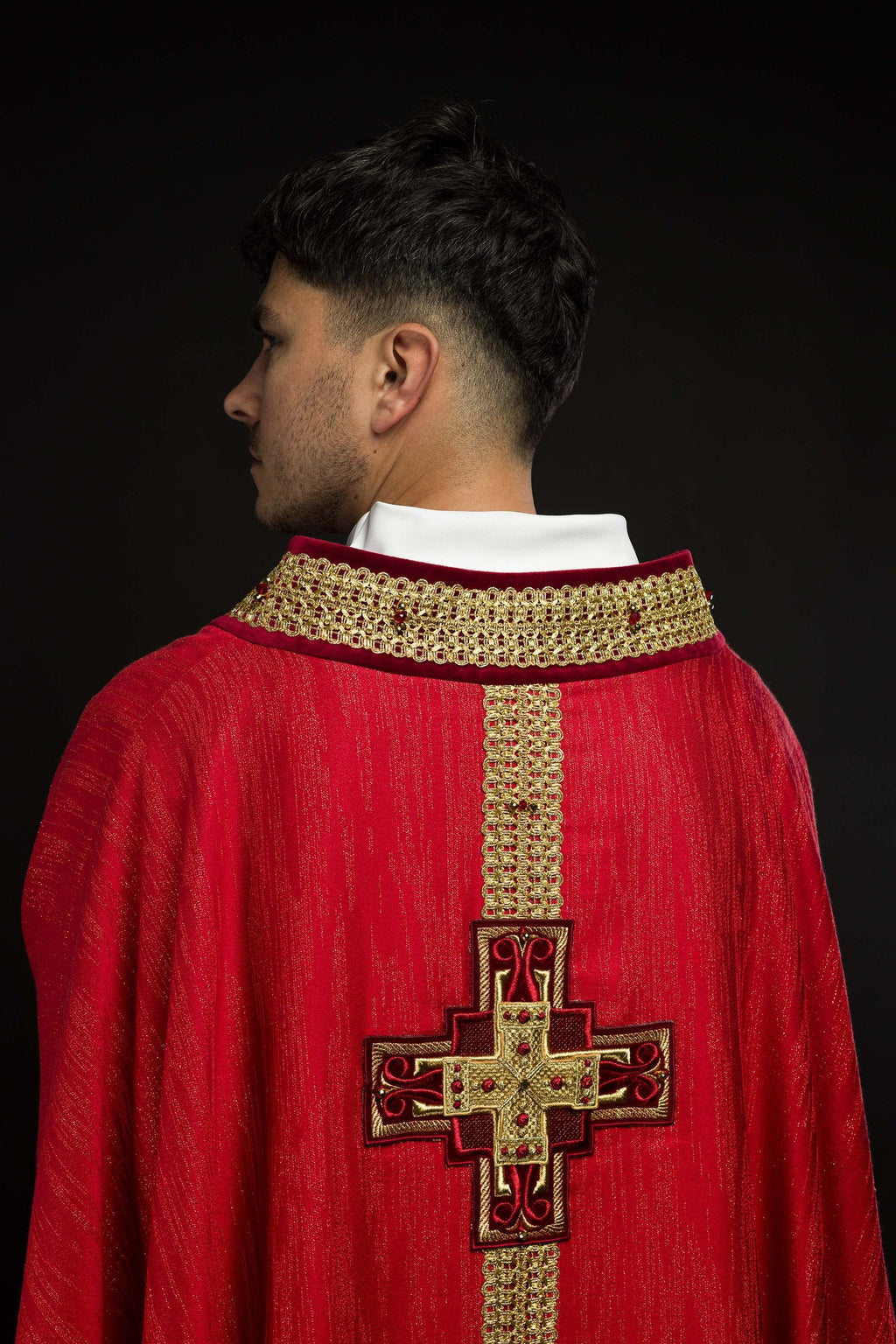 Ręcznie wykonany ornat z naturalnymi kamieniami Handmade 7015 Czerwony - ORNATY.PL