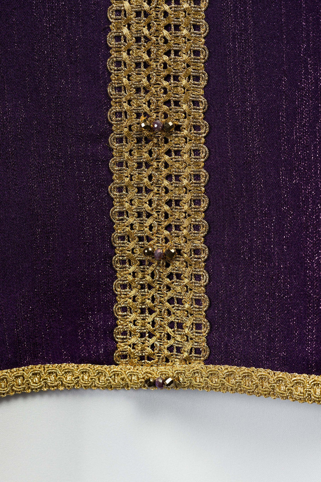 Ręcznie wykonany ornat z naturalnymi kamieniami Handmade 7015 Fioletowy - ORNATY.PL