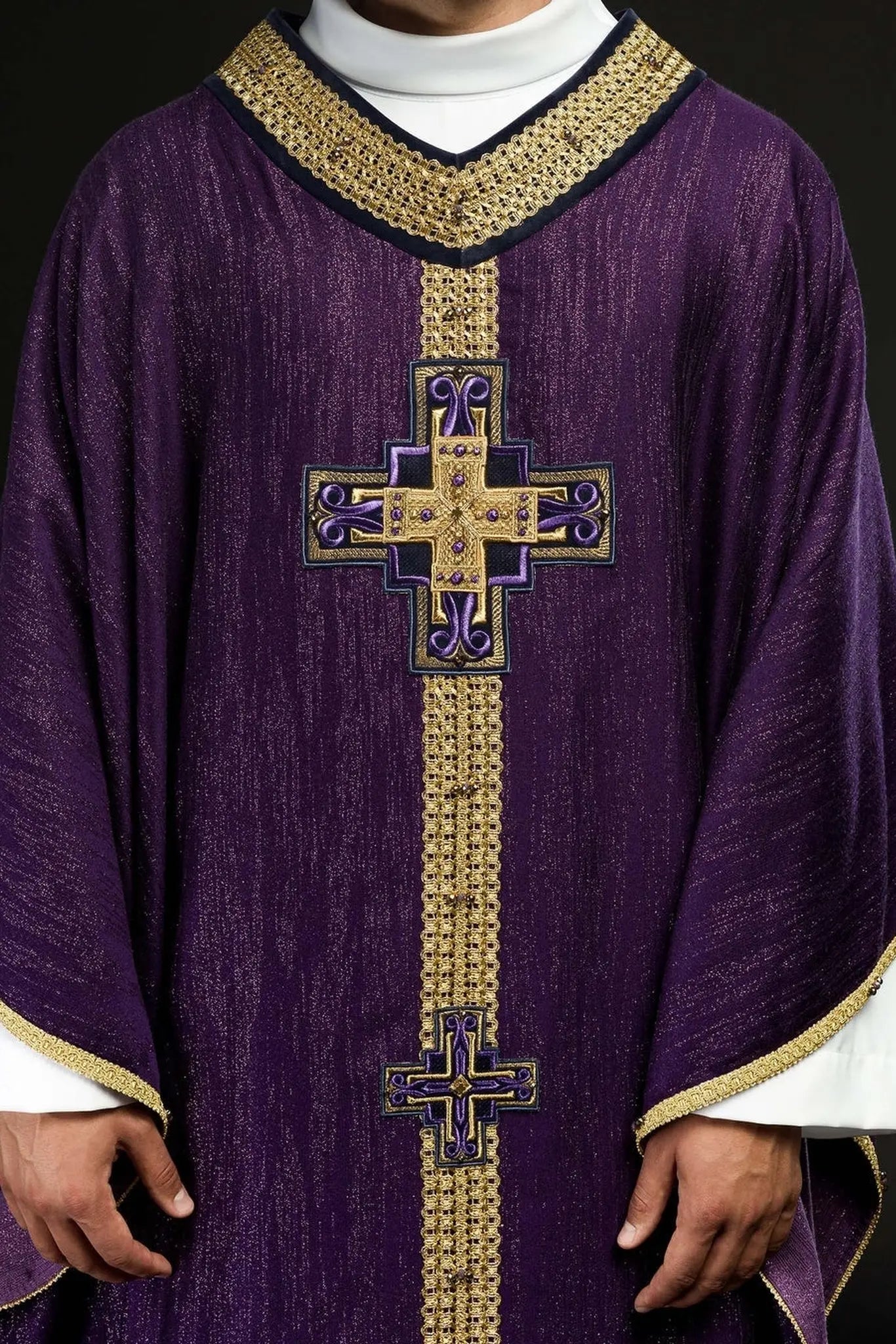Chasuble faite main avec pierres naturelles faite main 7015 violet