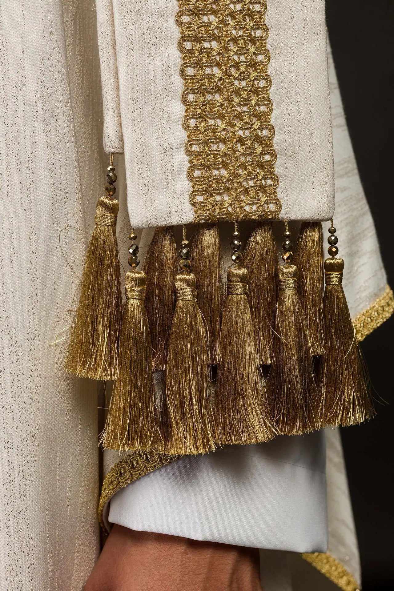 Chasuble faite main avec pierres naturelles faite main 7015 Écru