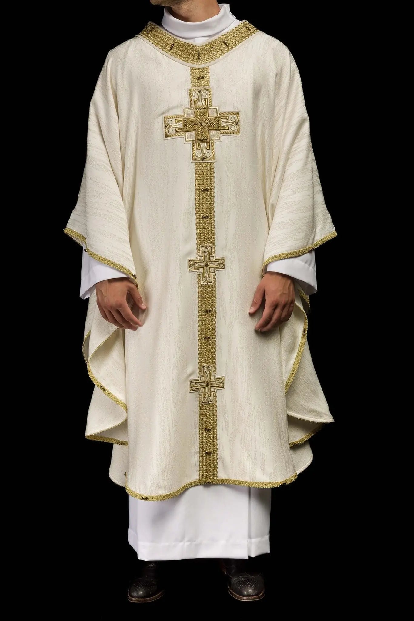 Chasuble faite main avec pierres naturelles faite main 7015 Écru