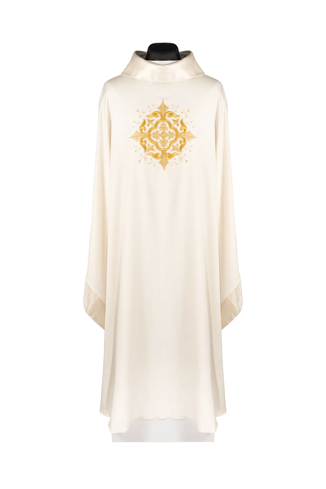 Chasuble liturgique avec motif de croix brodé et bordure écrue élaborée