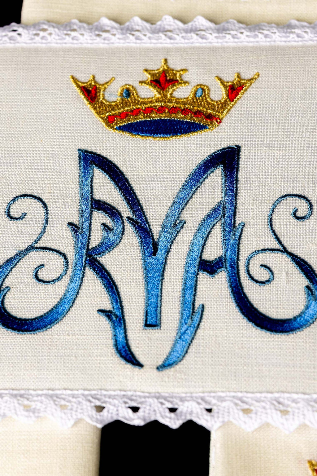 Lniana bielizna kielichowa z motywem maryjnym - ORNATY.PL