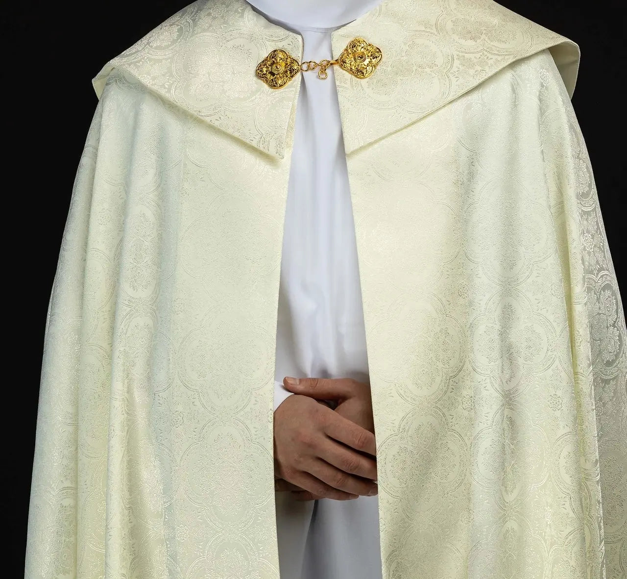 Chape liturgique en jacquard écru