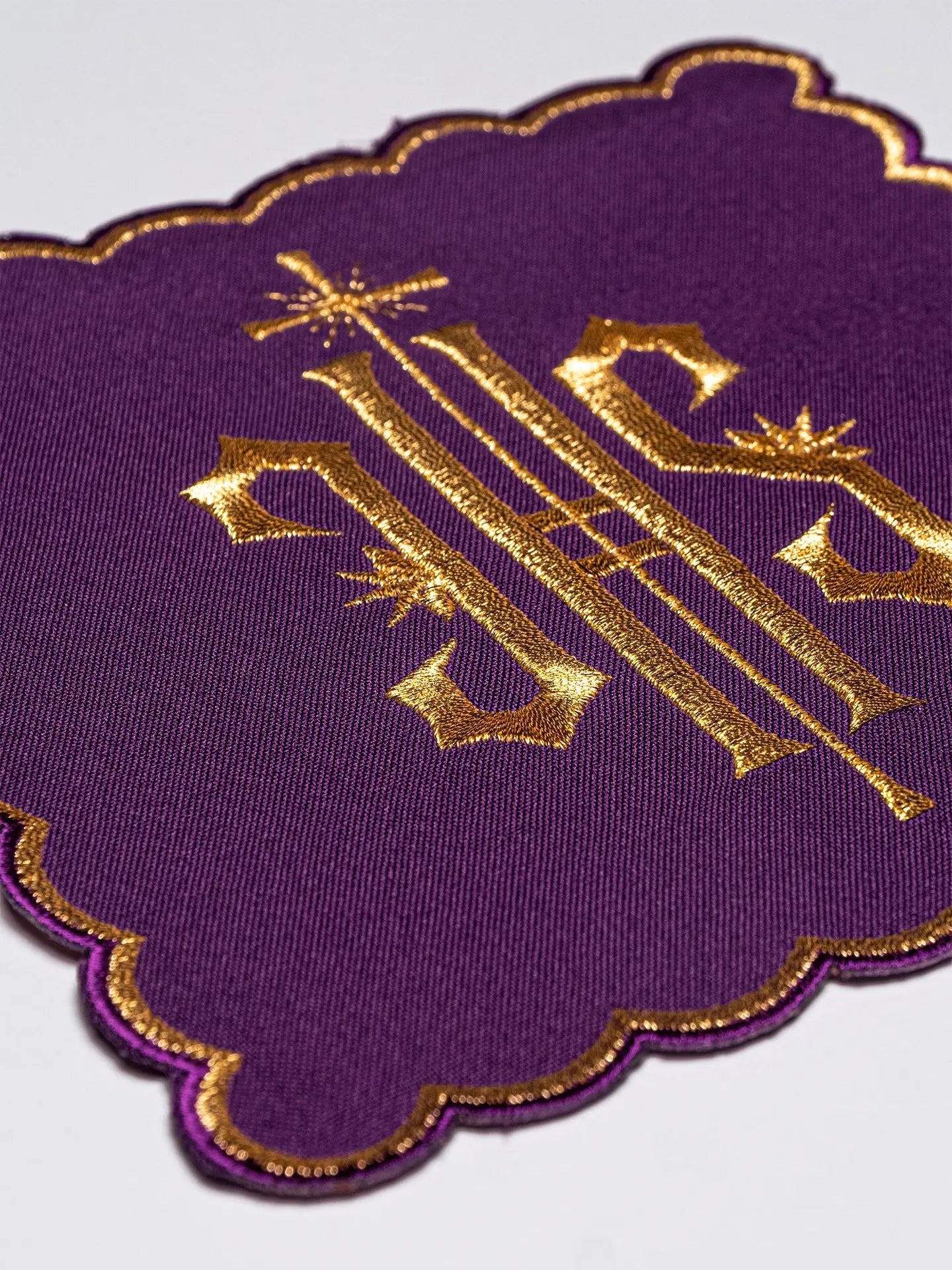 Ensemble de voiles de calice avec symbole IHS en quatre couleurs liturgiques