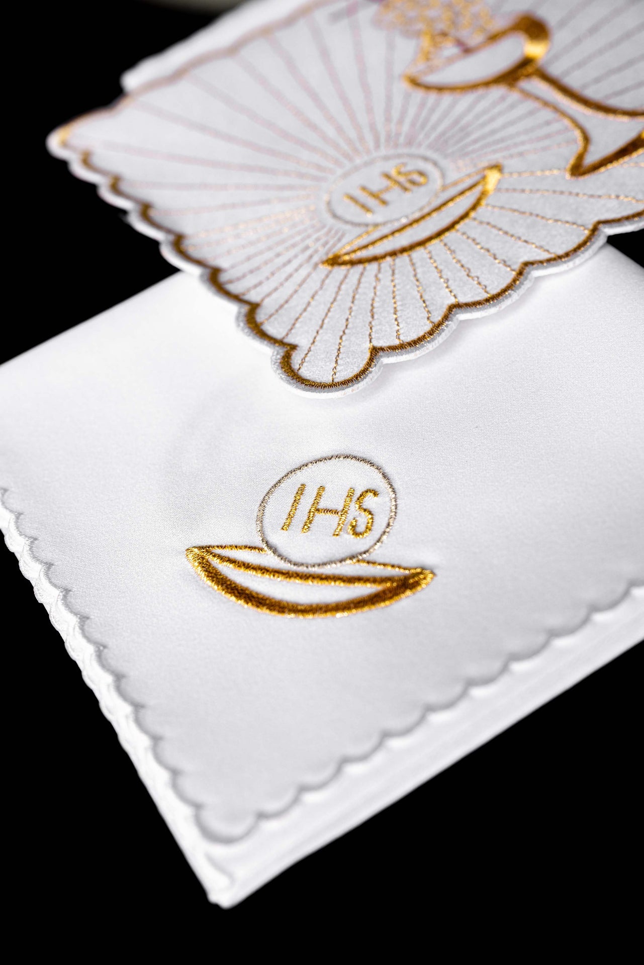 Lin de calice en lin avec broderie eucharistique