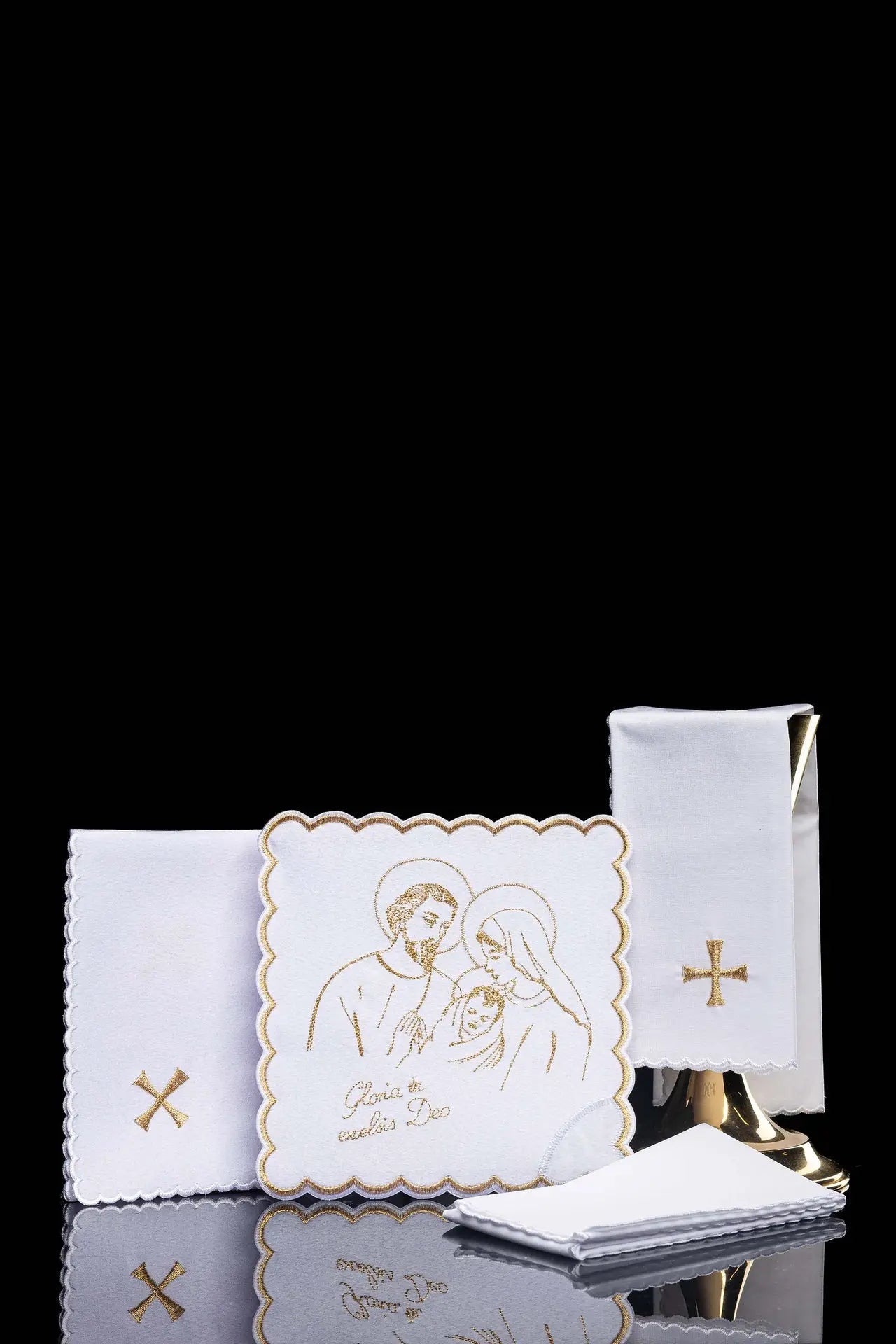 Linge de calice avec broderie dorée pour Noël