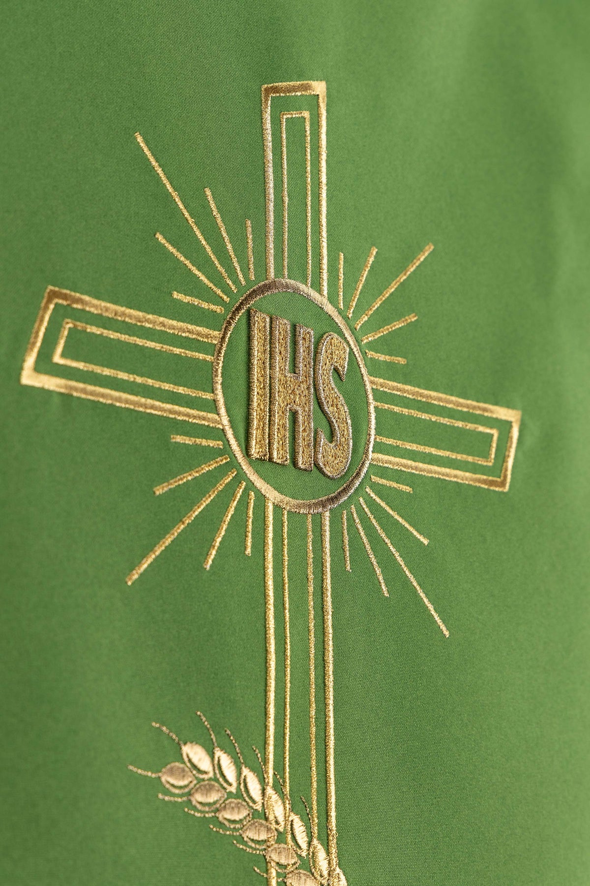 Étole de lutrin verte avec croix IHS et broderie d’épis de blé