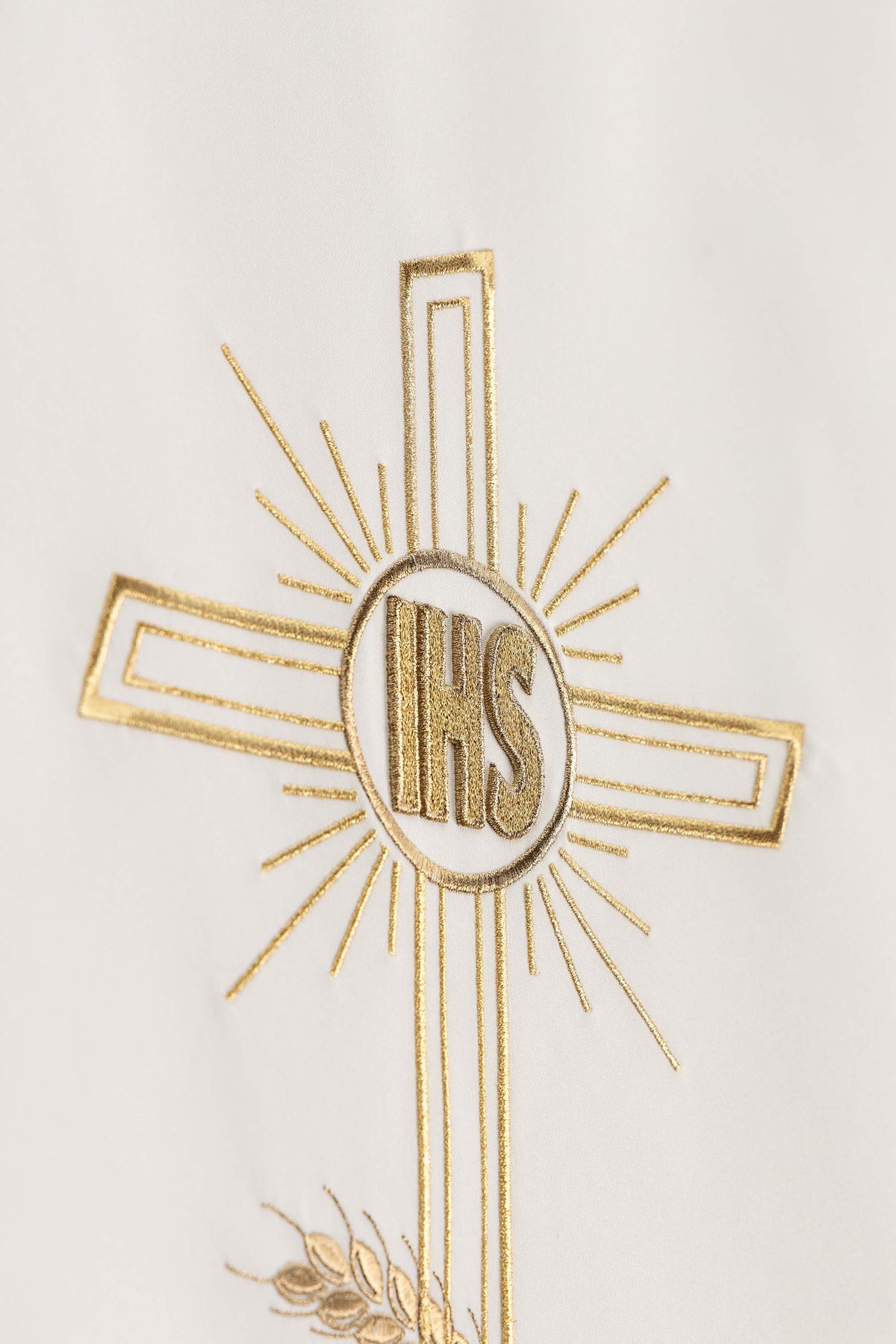 Chemin de lutrin écru avec broderie IHS, Croix et épis de blé