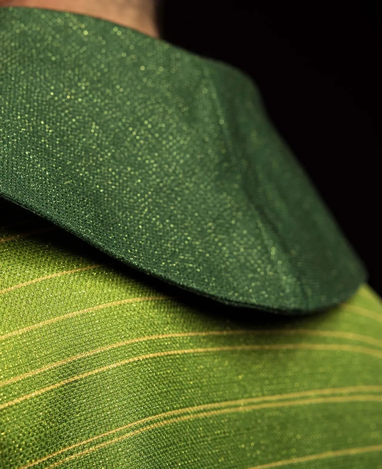 Chasuble verte imprimée avec la Croix de Jérusalem