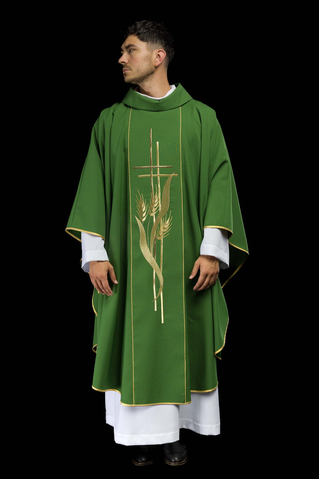 Zielony ornat haftowany motywami krzyża i kłosów - ORNATY.PL