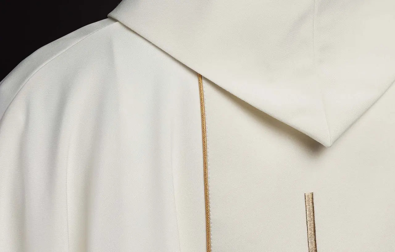Chasuble embroidered with cross and ear motifs ecru