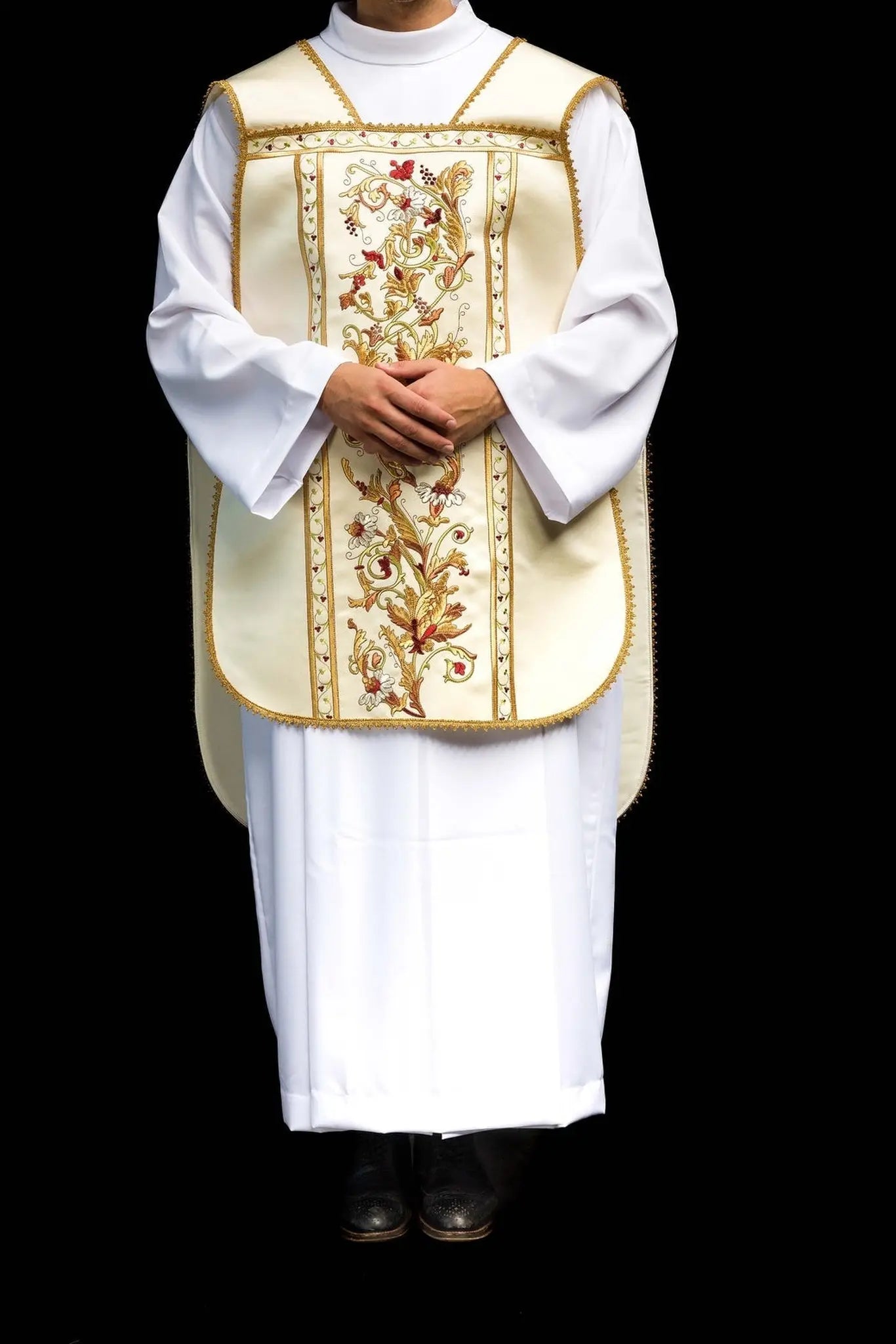Chasuble romaine brodée avec le Cœur de Jésus-Christ