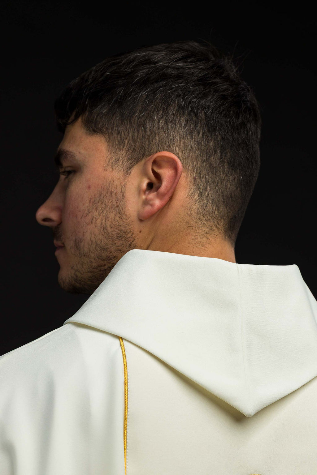 Chasuble écrue avec l'image de Jésus le Bon Pasteur