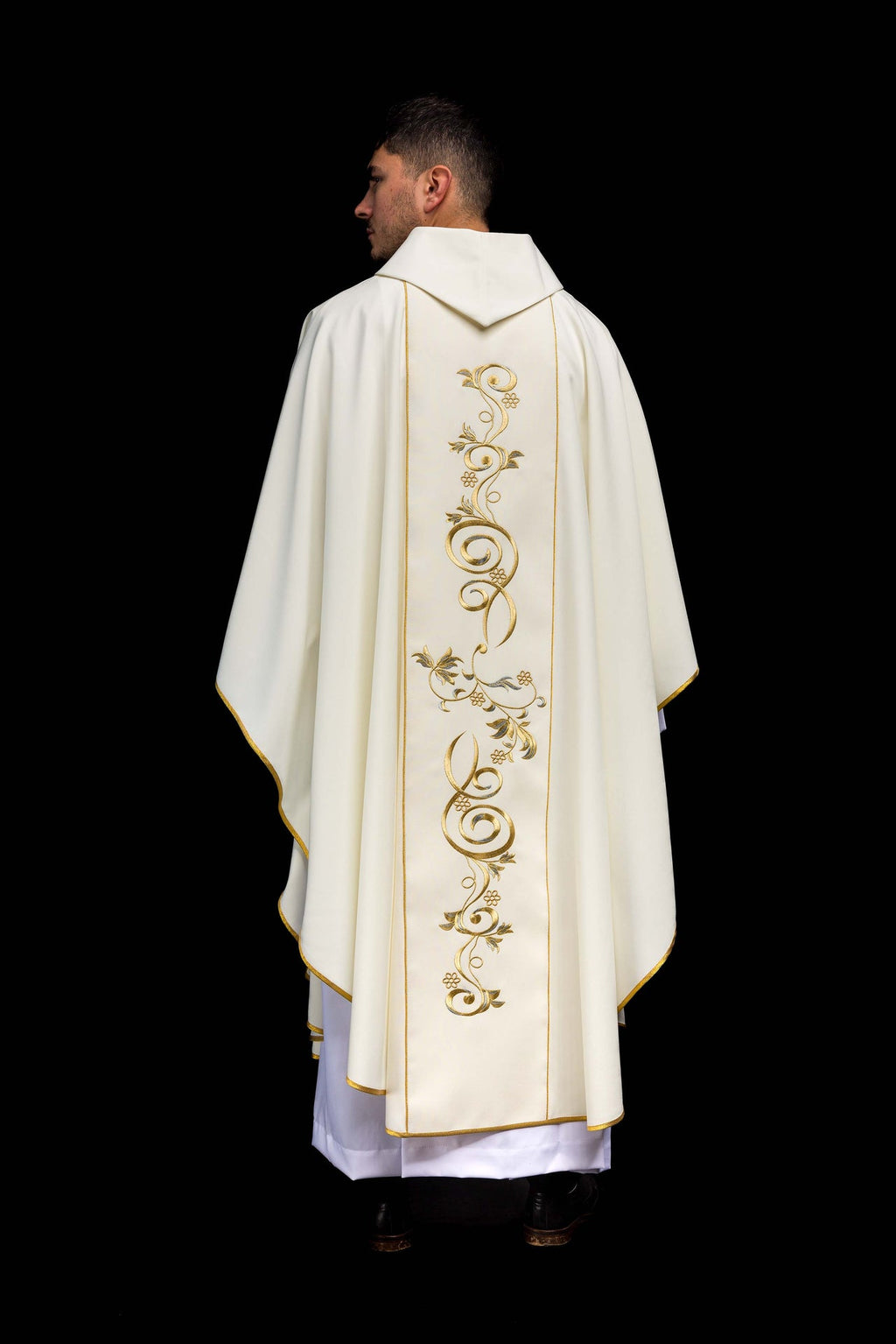 Chasuble écrue avec l'image de Jésus le Bon Pasteur