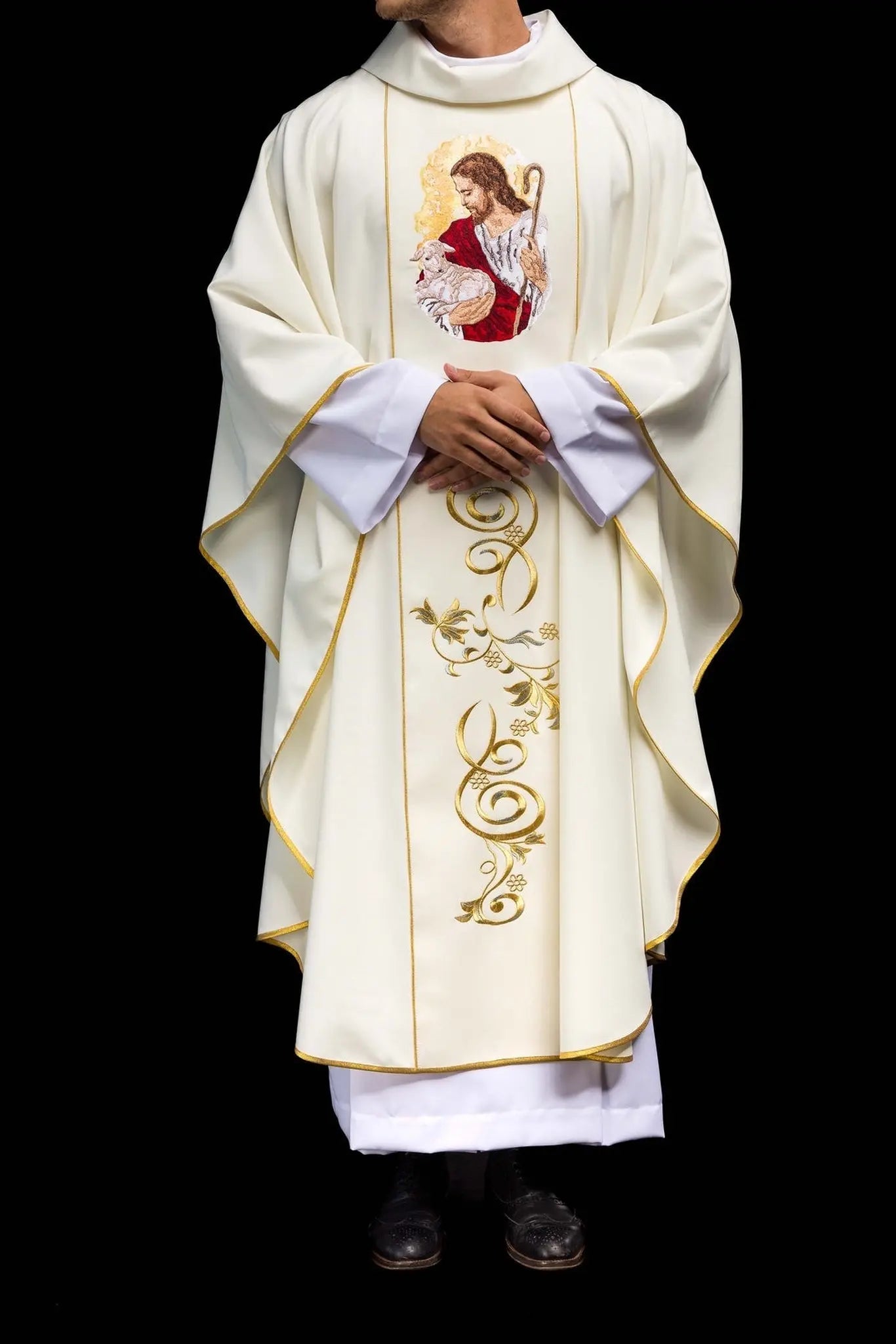 Chasuble écrue avec l'image de Jésus le Bon Pasteur