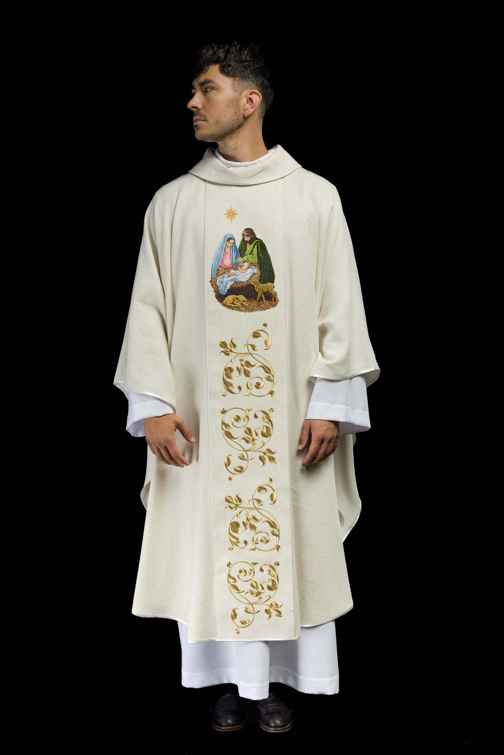 Ornat haftowany z wizerunkiem Świętej Rodziny tkanina o naturalnym splocie - ORNATY.PL