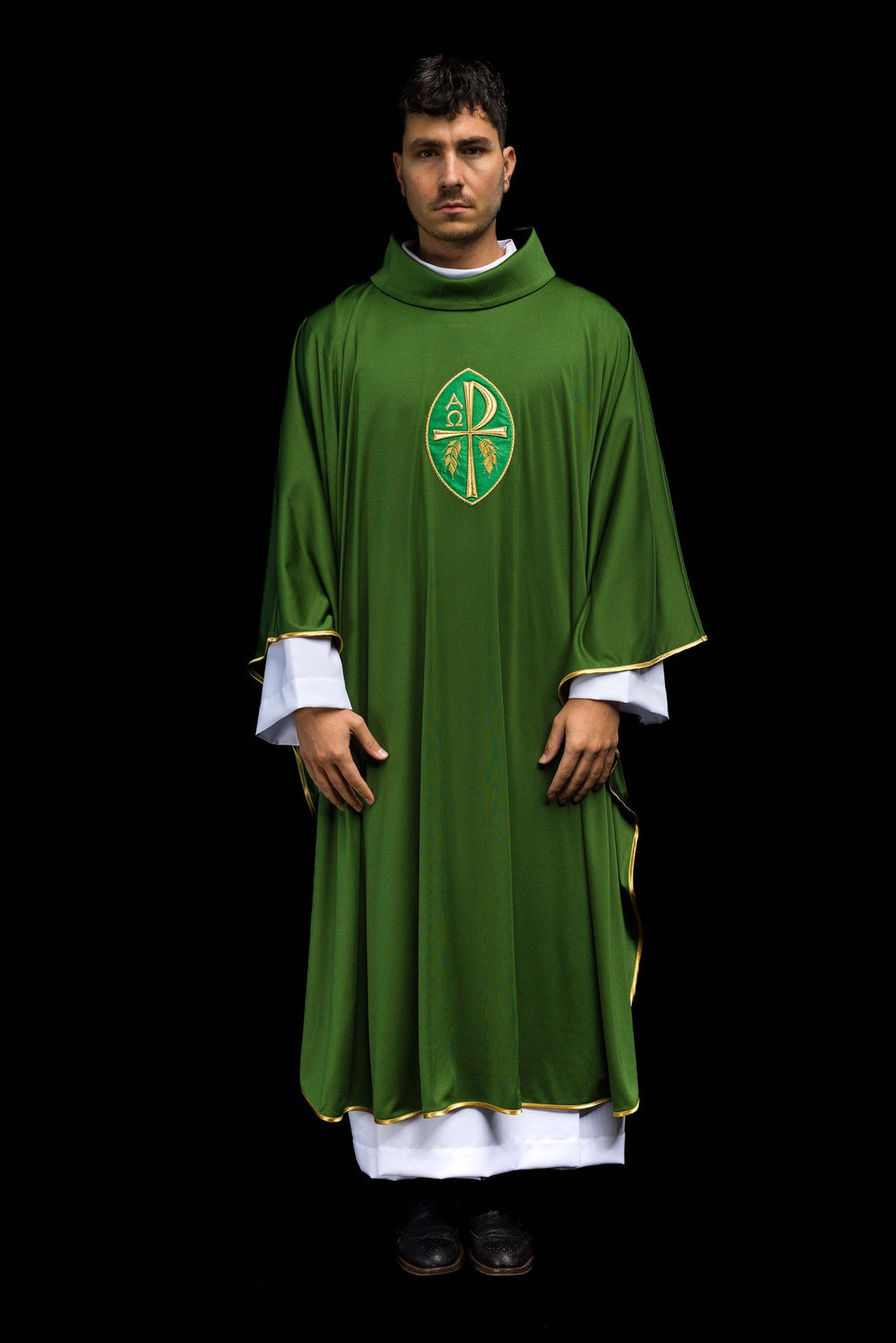 Chasuble croix brodée verte tissu tricoté léger SACROLITE