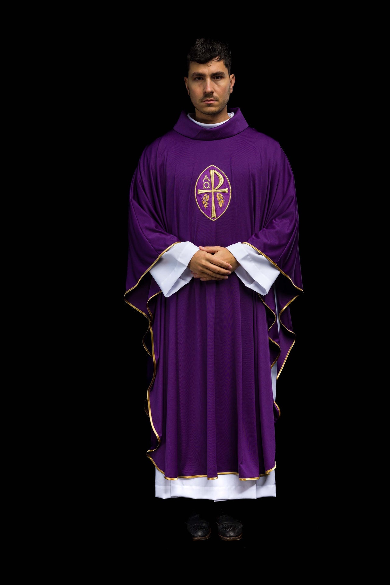 Chasuble brodée Croix violet léger tricoté SACROLITE