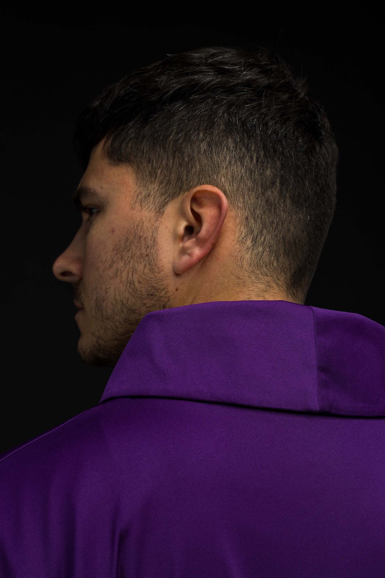 Chasuble brodée Croix violet léger tricoté SACROLITE