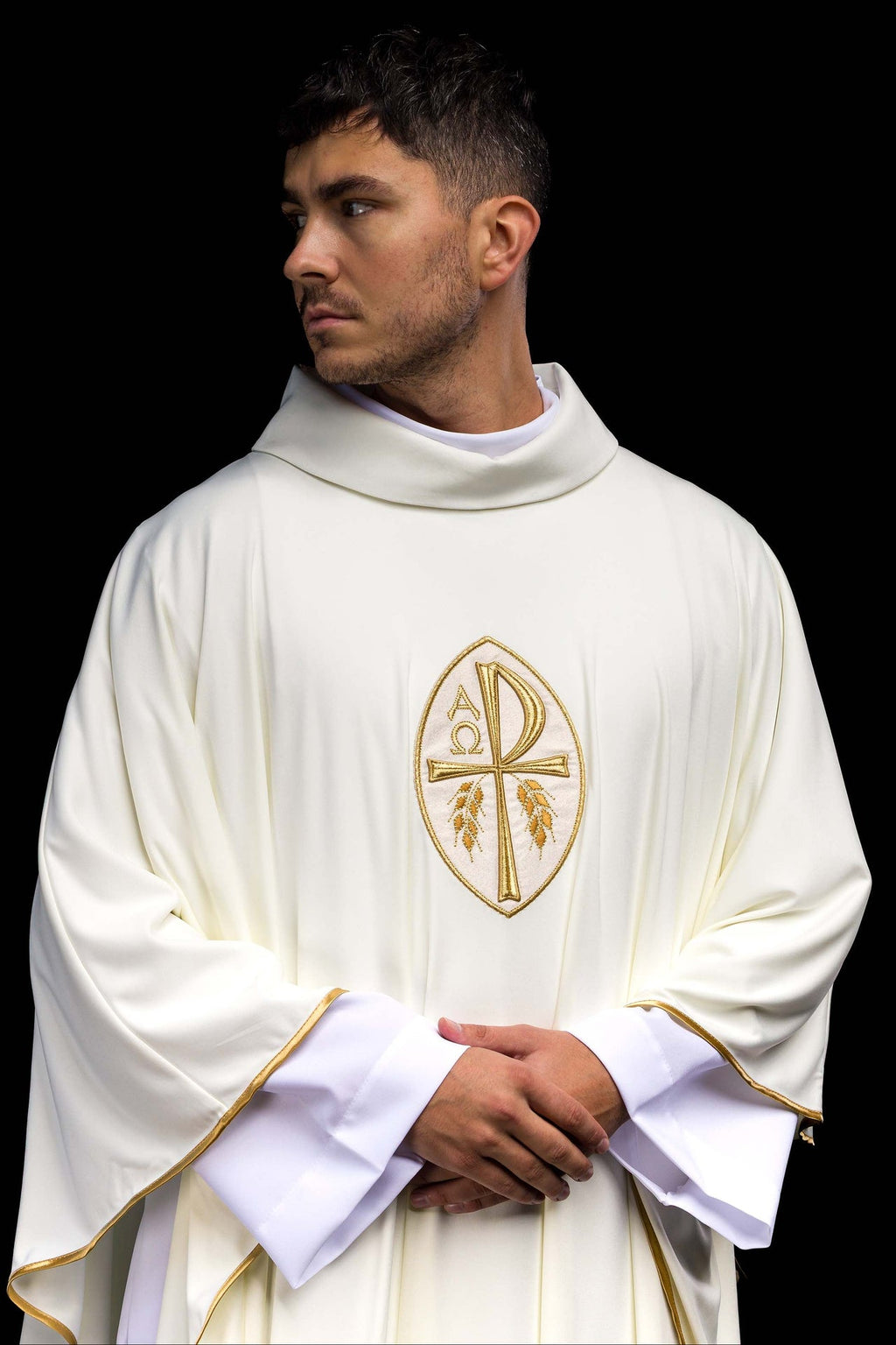 Chasuble brodée Croix écrue légère tricotée SACROLITE