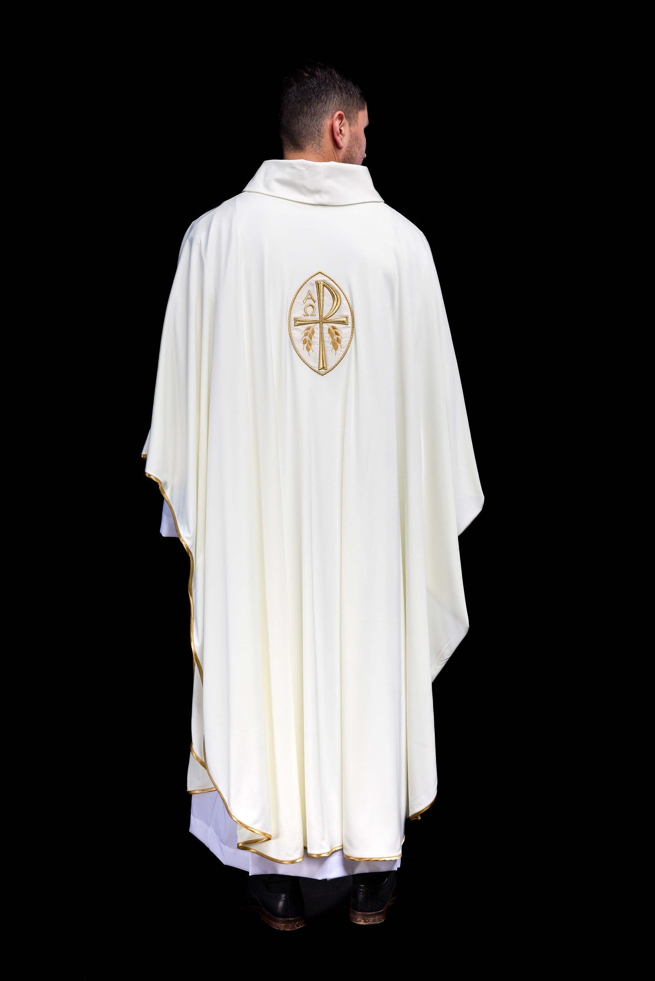 Chasuble brodée Croix écrue légère tricotée SACROLITE