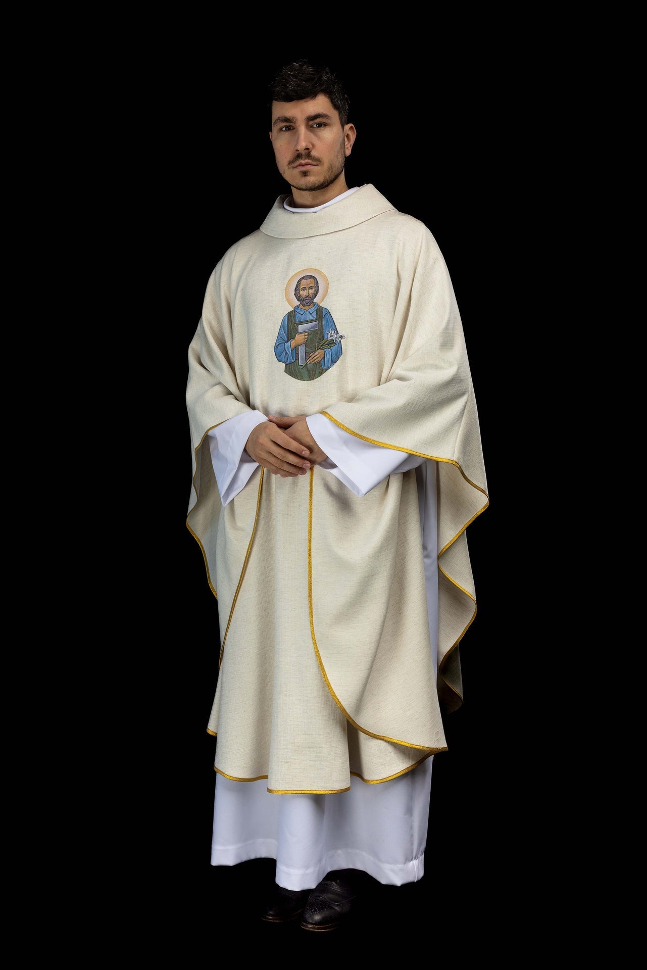 Ornat haftowany z wizerunkiem Świętego Józefa Robotnika - ORNATY.PL