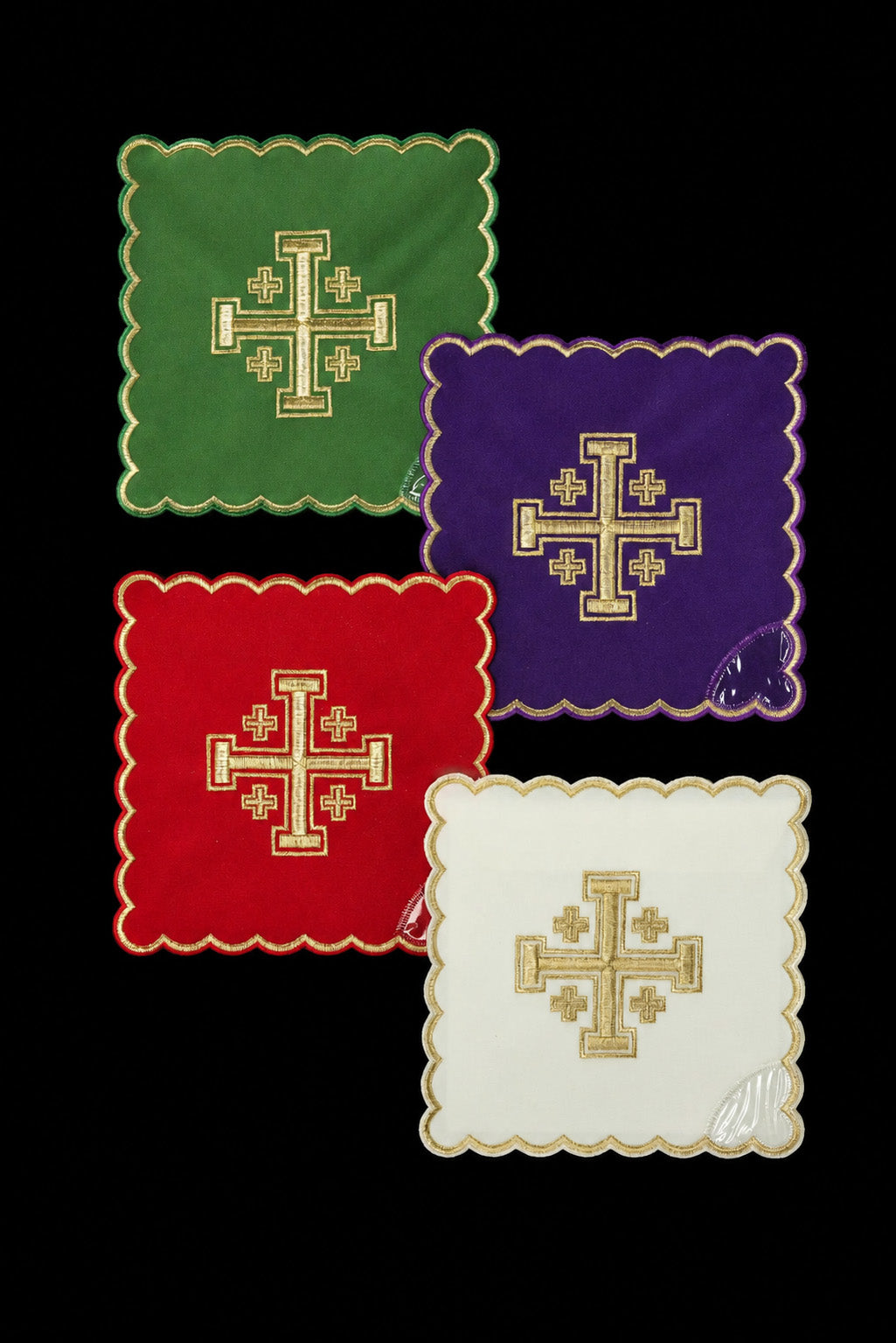 Ensemble de pales de calice avec Croix de Jérusalem brodée en quatre couleurs liturgiques