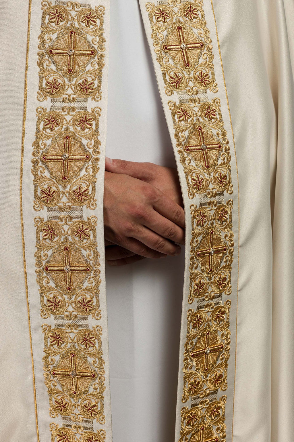 Kapa liturgiczna z bogato zdobionym pasem 150 cm - ORNATY.PL