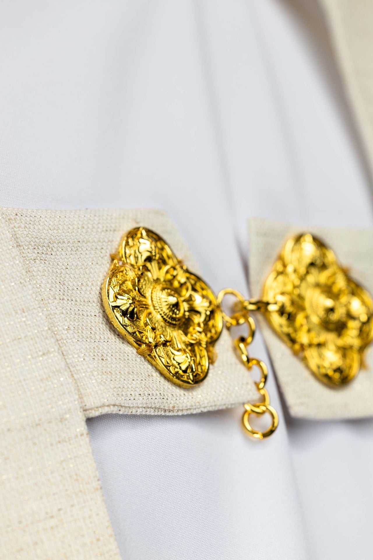 Welon haftowany z symbolem maryjnym - ORNATY.PL