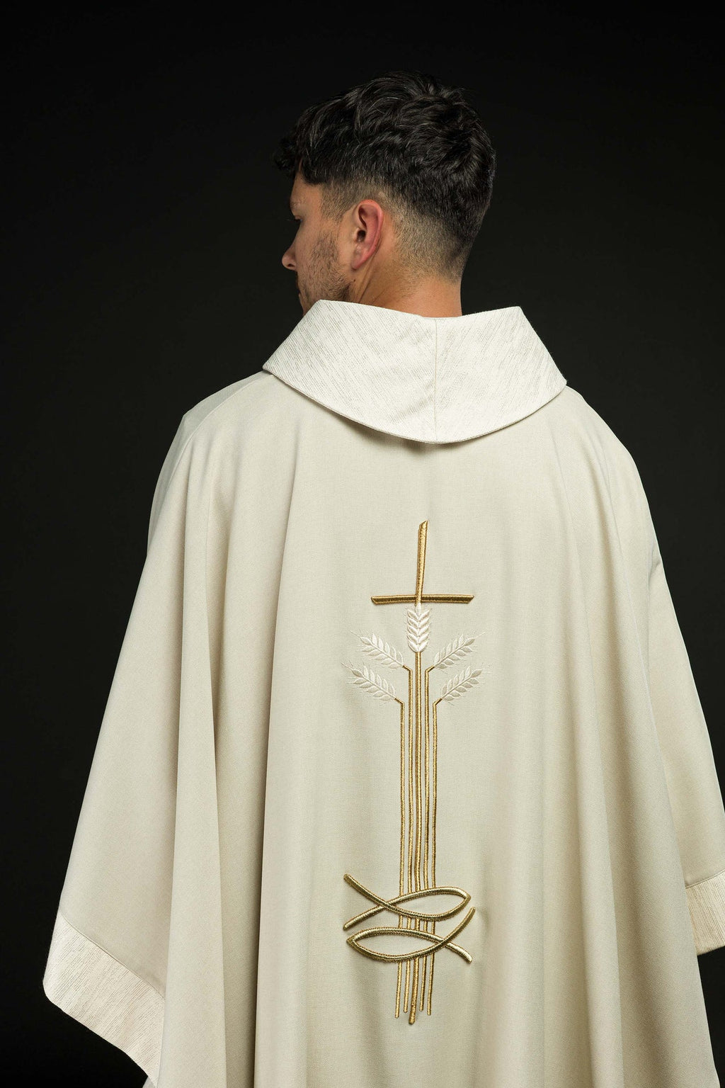 Ornat z motywem krzyża, kłosów oraz ryb - ORNATY.PL