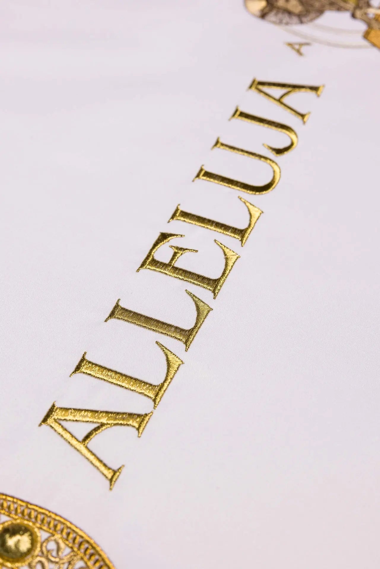 Nappe d'autel de Pâques avec broderie de l'Agneau pascal et Alléluia