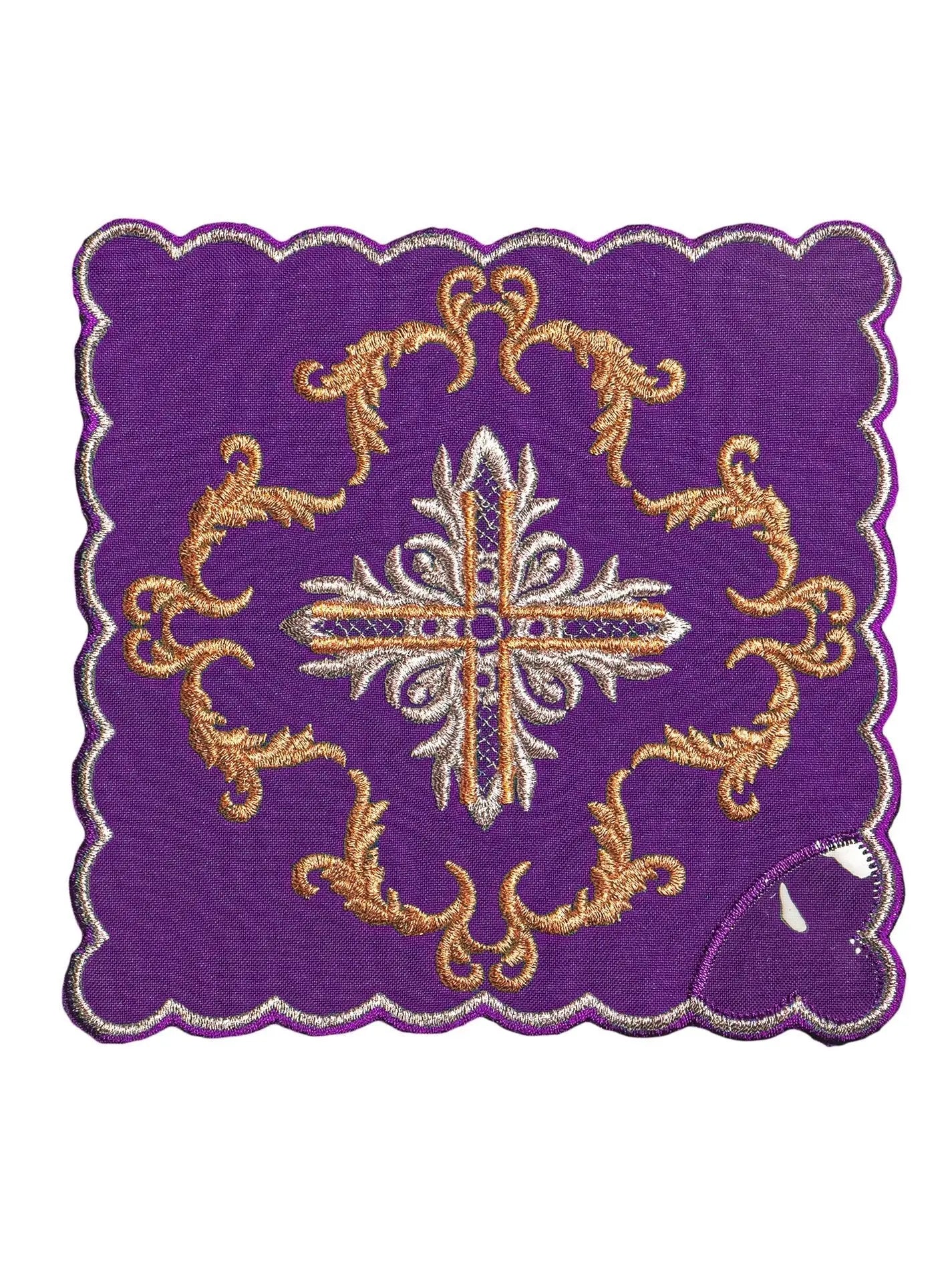 Lin de calice violet brodé avec motif de croix