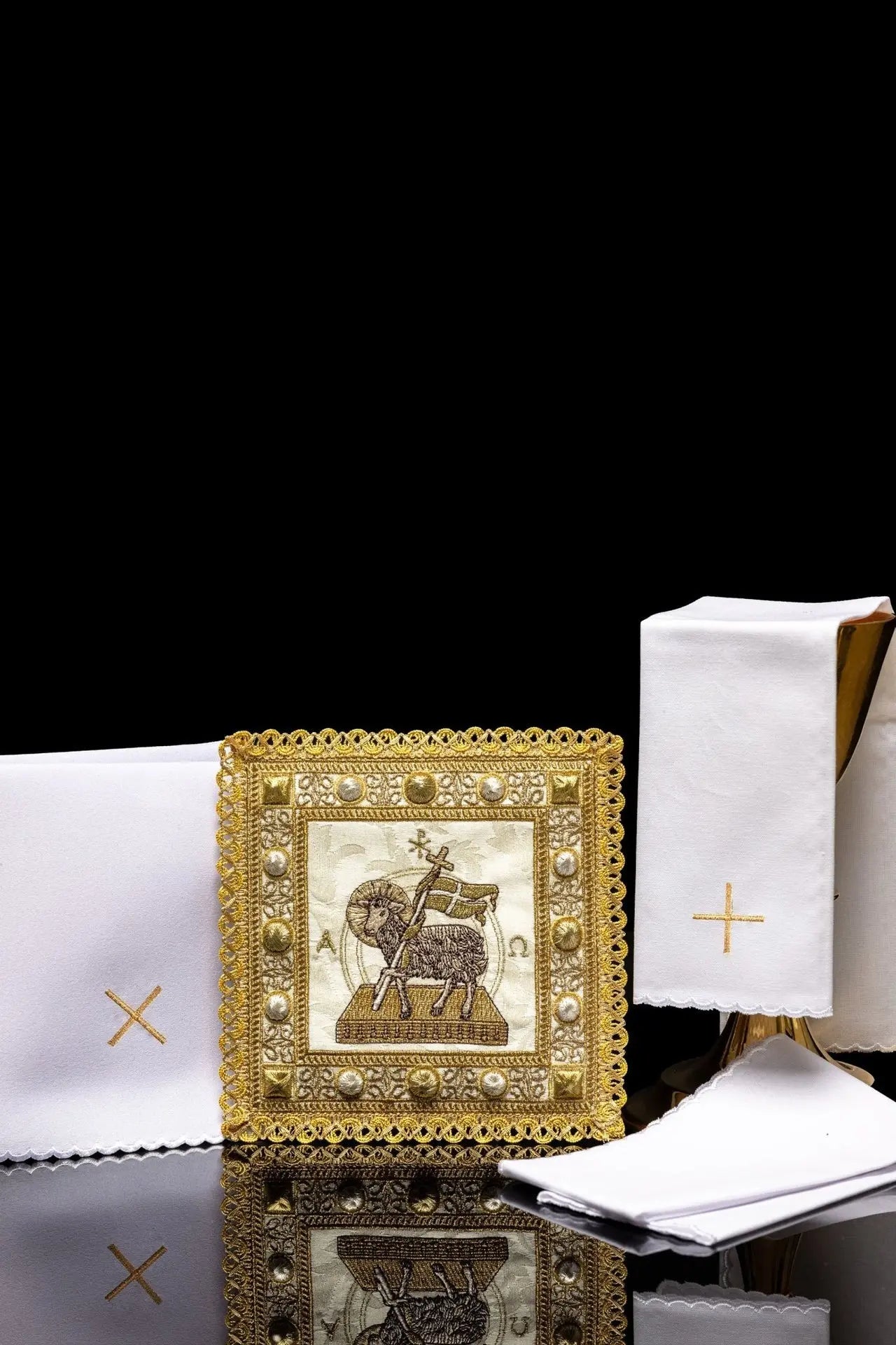 Ensemble de linge de calice de Pâques avec motif d'agneau