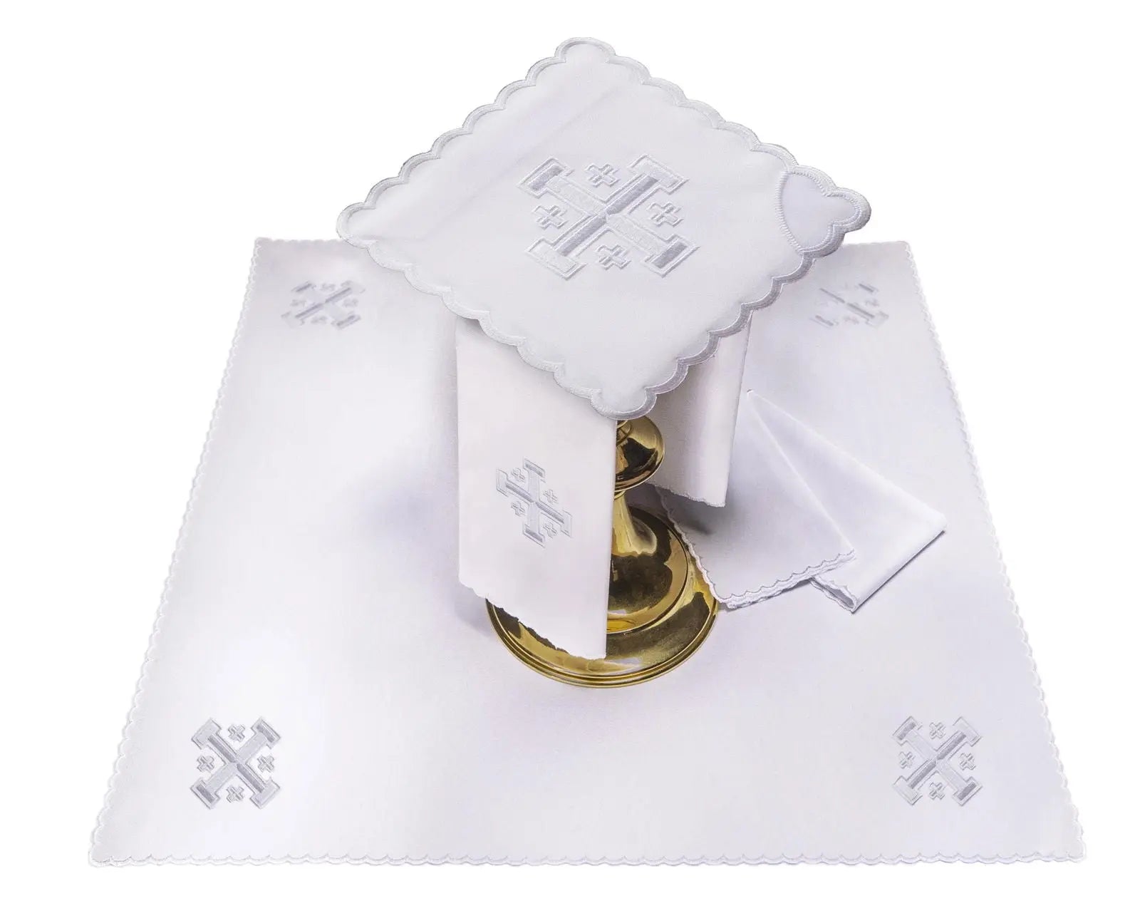 Linge de calice blanc avec broderie de croix de Jérusalem
